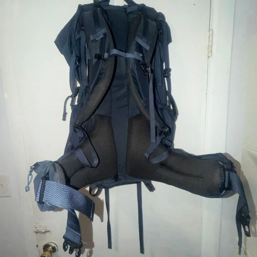 REI COOP Midnight Blue Traverse 60 Hiking Pack-Men’s Large Torso, Small Hipbelt